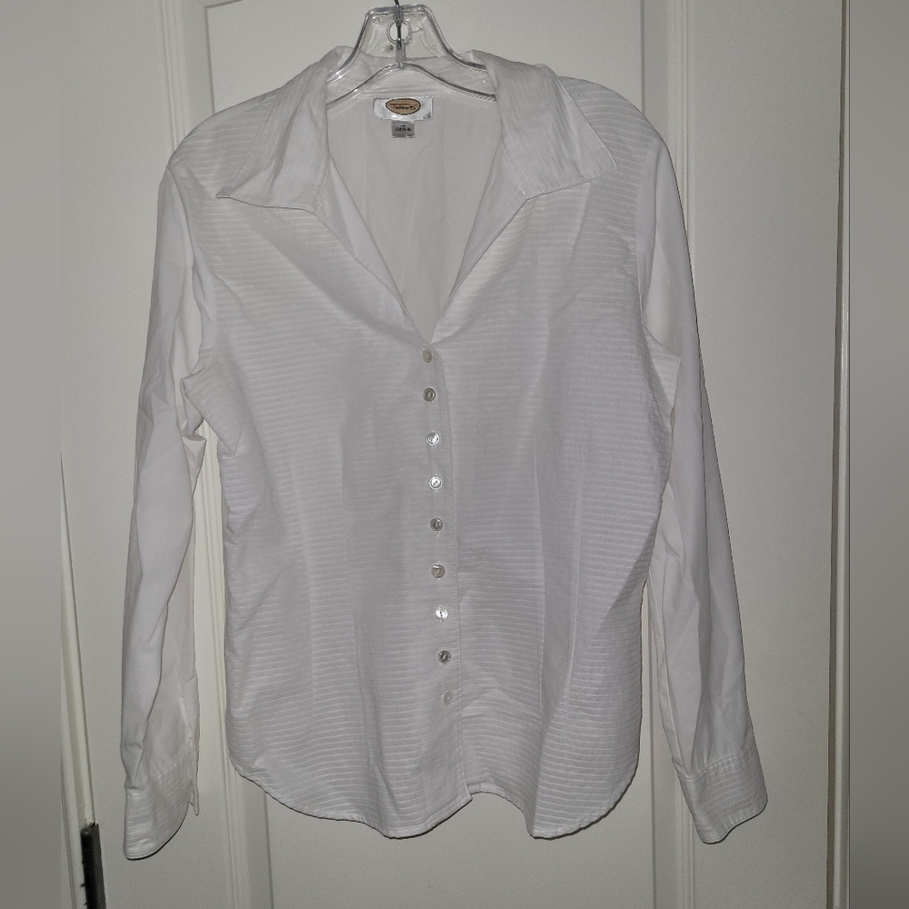 Talbots White Cotton Buttonup Shirt with V-neck